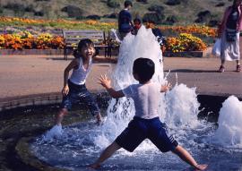 水遊びらくのうパークにて